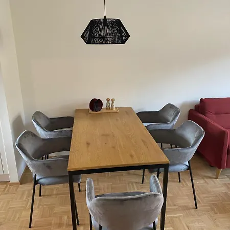 - Rastra 7 Appartamento